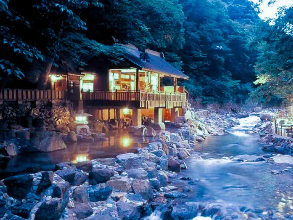 Takaragawa Onsen Osenkaku (Near Tokyo) - Best Mixed Gender Onsen