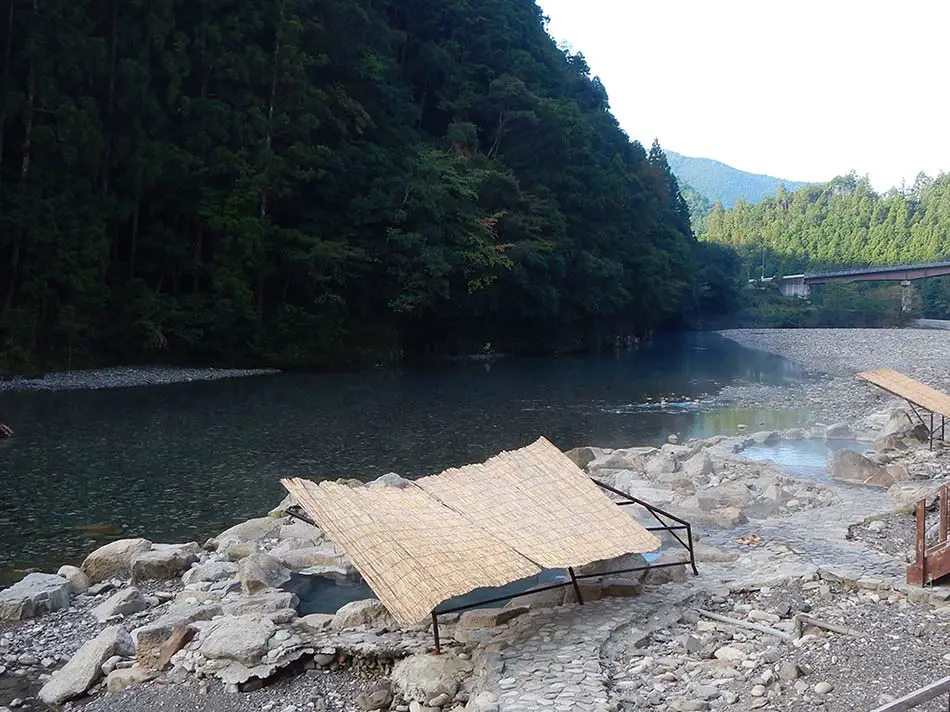 Kawayu Onsen - Can Wear a Towel