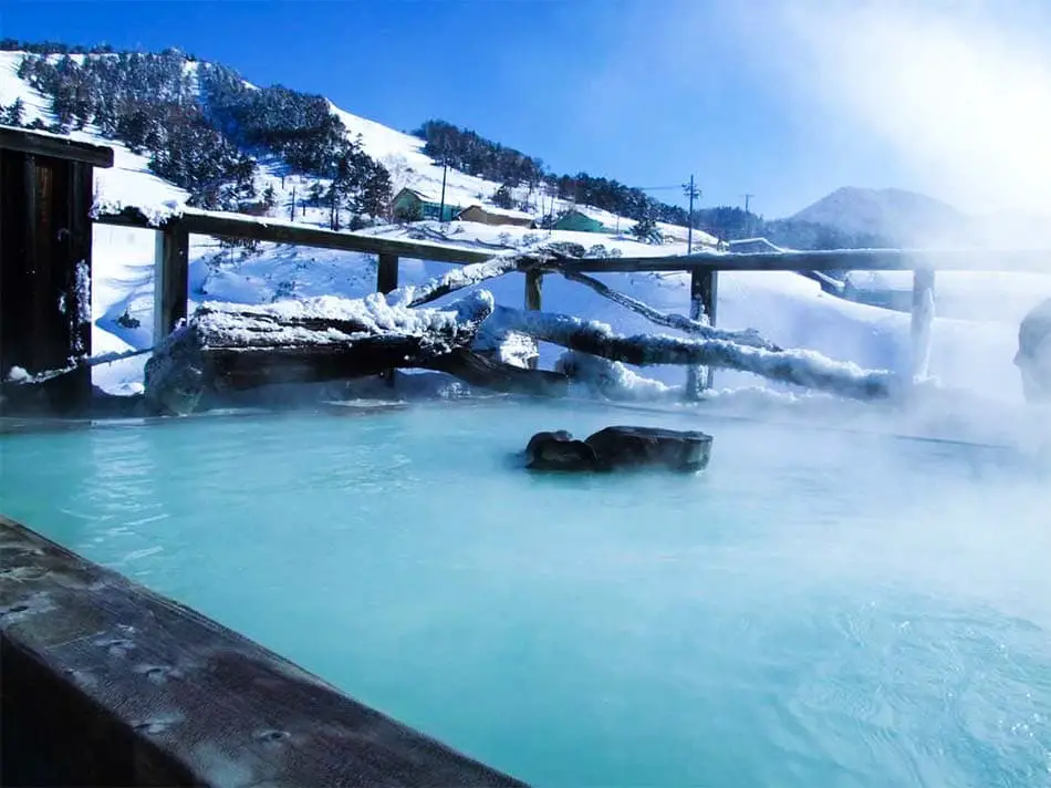 Manza Onsen Nisshin Kan - Beautiful Mountain Onsen