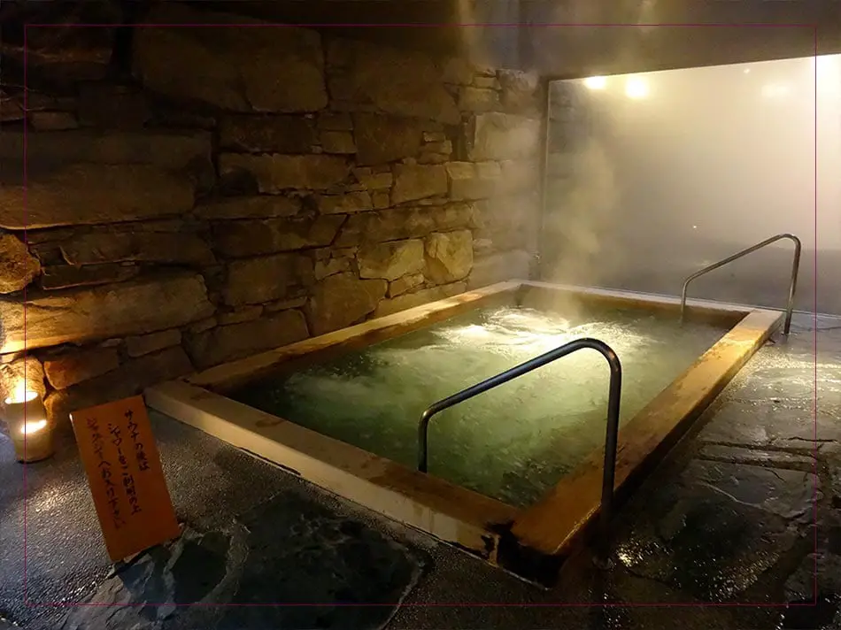 Should You Shower After Onsen - Onsen Indoor Pool With Steam - Japan Guide