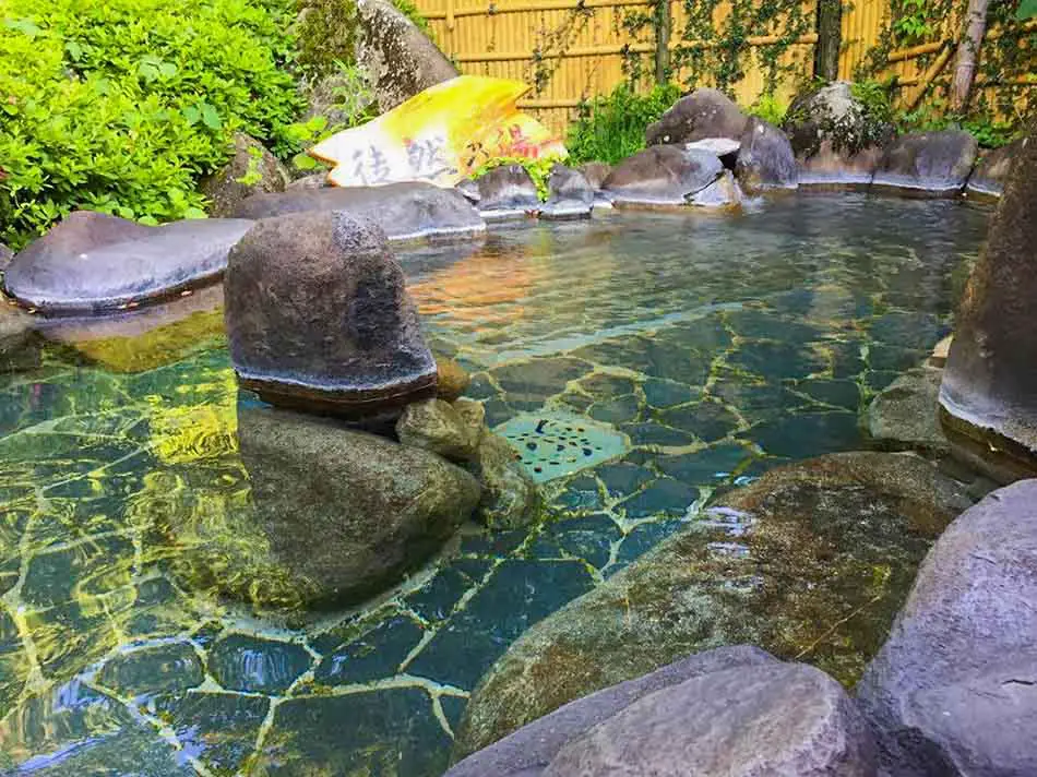 Mimata Onsen - Are Onsen Good For The Skin? Top Onsen With Beauty Benefits